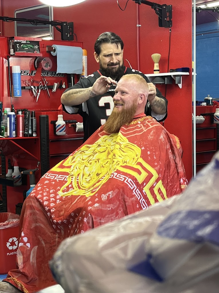 Beard trim and lineup by Hollywood Barber Co